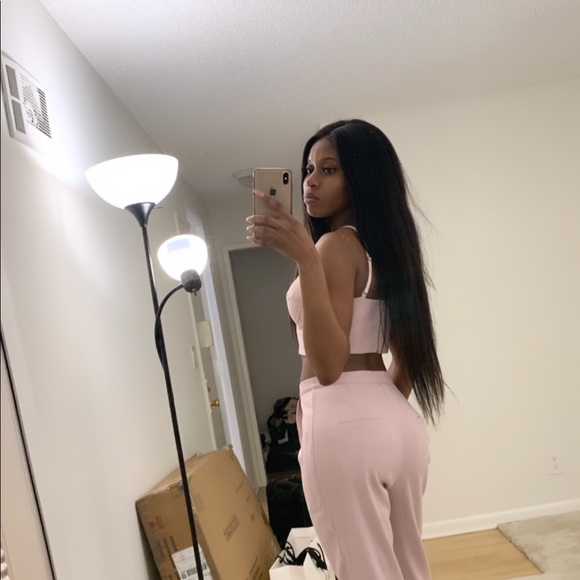 Two piece set - Picture 4 of 7